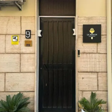 Housekati Дом отдыха *