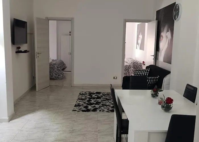 Semesterbostad Housekati Reggio di Calabria